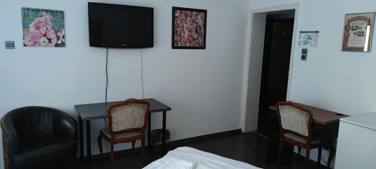 Hotel Berliner Hof Дюселдорф Екстериор снимка