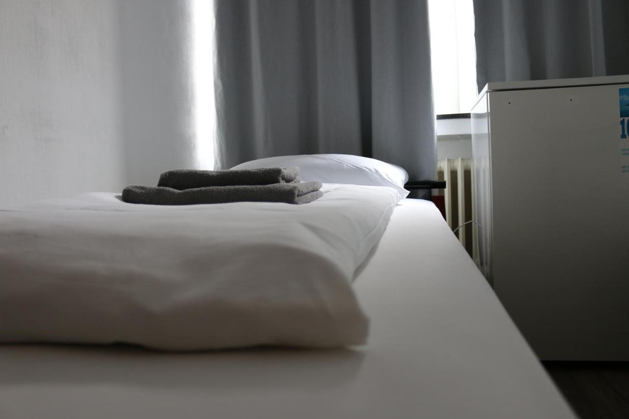 Hotel Berliner Hof Дюселдорф Екстериор снимка