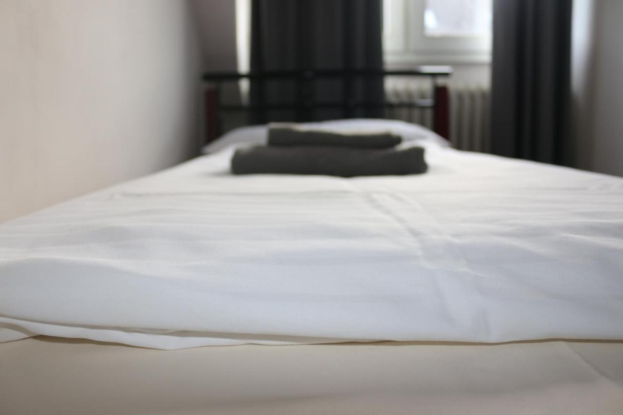 Hotel Berliner Hof Дюселдорф Екстериор снимка