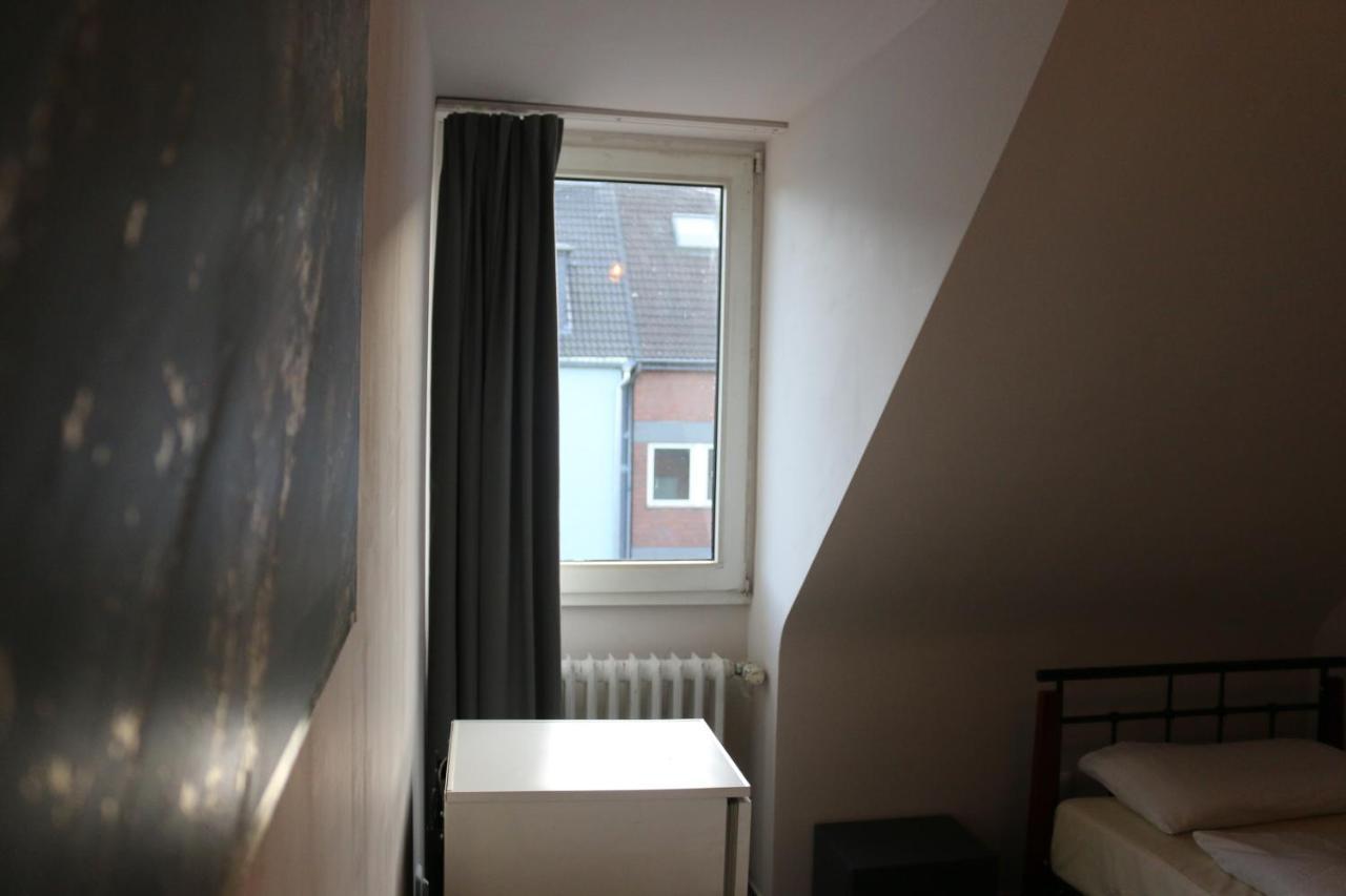 Hotel Berliner Hof Дюселдорф Екстериор снимка