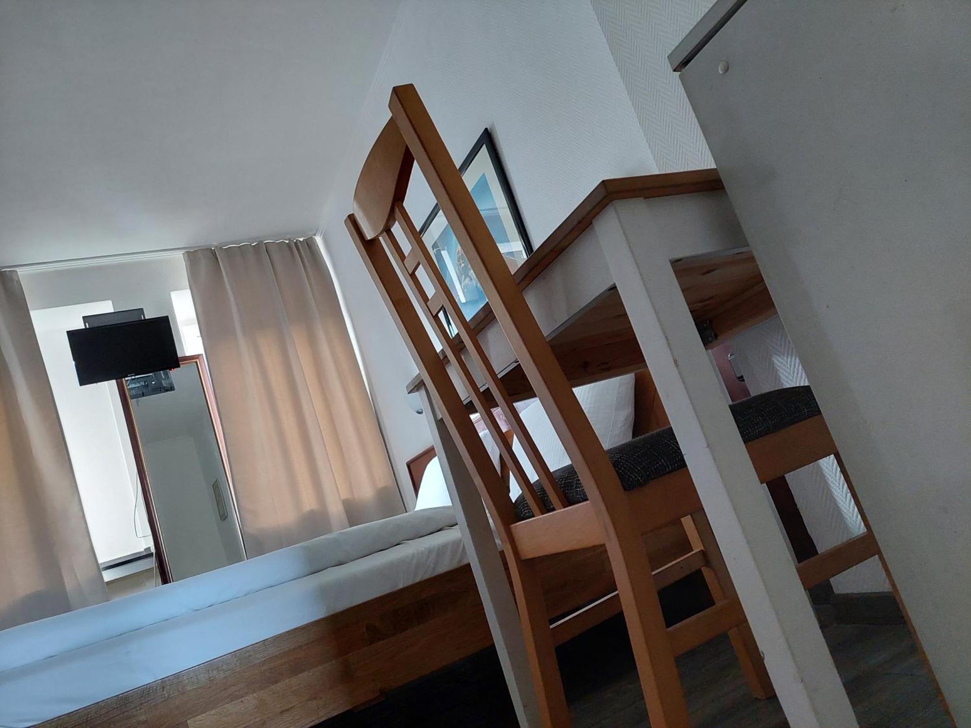 Hotel Berliner Hof Дюселдорф Стая снимка